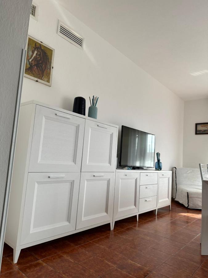 Appartamento Residenza M.e.M. La Maddalena La Maddalena  Esterno foto
