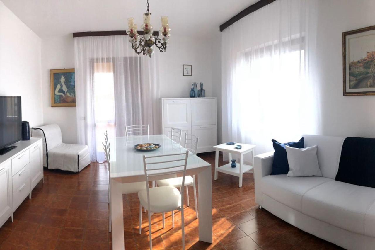 Appartamento Residenza M.e.M. La Maddalena La Maddalena  Esterno foto